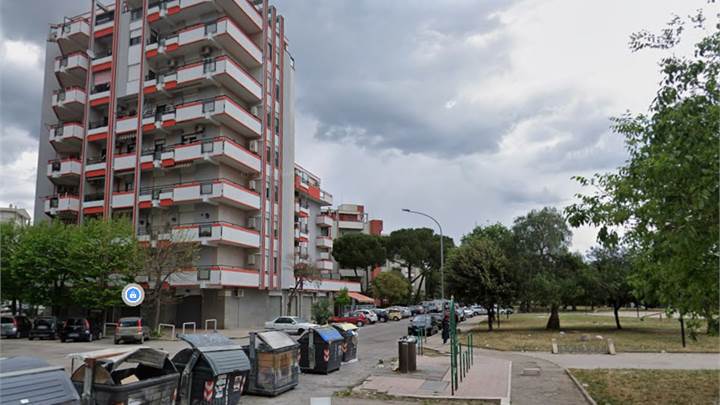 MACCHIA GIALLA 3 VANI CON BOX